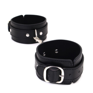 Kiotos Budget Ankle Cuffs with Double Hook