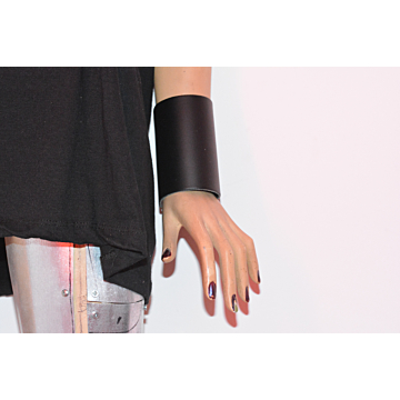 Kinksters 7 Row Black Leather Wristband